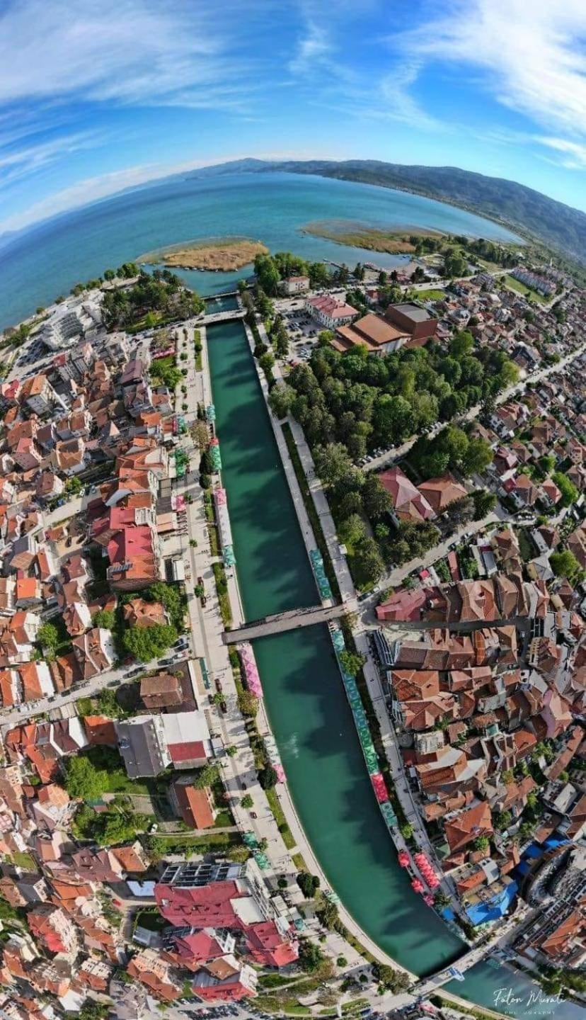 Struga Riverview Hotel Buitenkant foto
